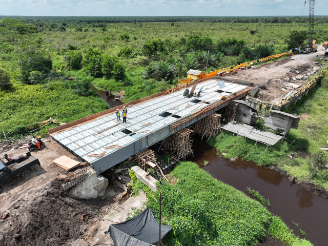Proyek Konstruksi Sipil Lamin Polahan